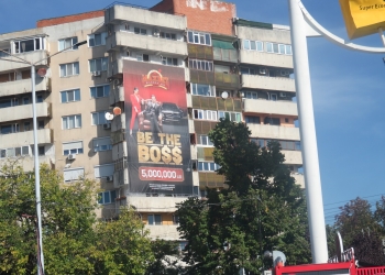 Sute de sancțiuni la Timișoara pentru publicitate stradală ilegală