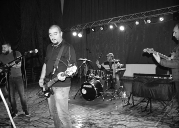 Retro party în Cărpiniș