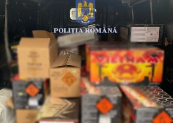 Percheziții în Timiș! O tonă de materiale pirotehnice, confiscate