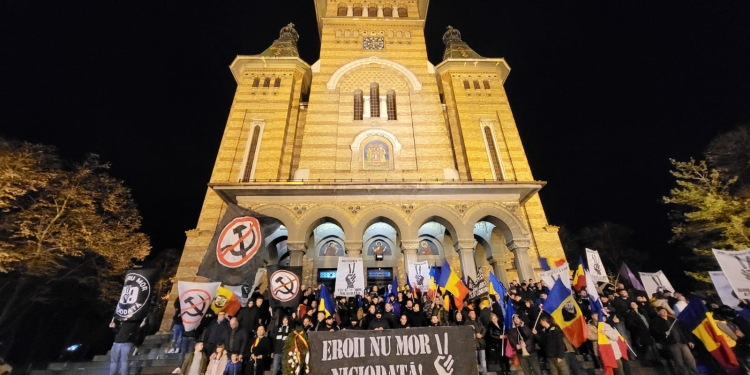 VIDEO „Azi în Timișoara, mâine-n toată țara!” Sute de participanți la Marșul Eroilor