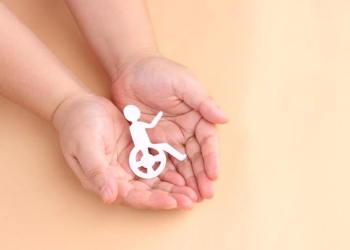 Spațiul public din Timișoara devine mai accesibil pentru persoanele cu dizabilități