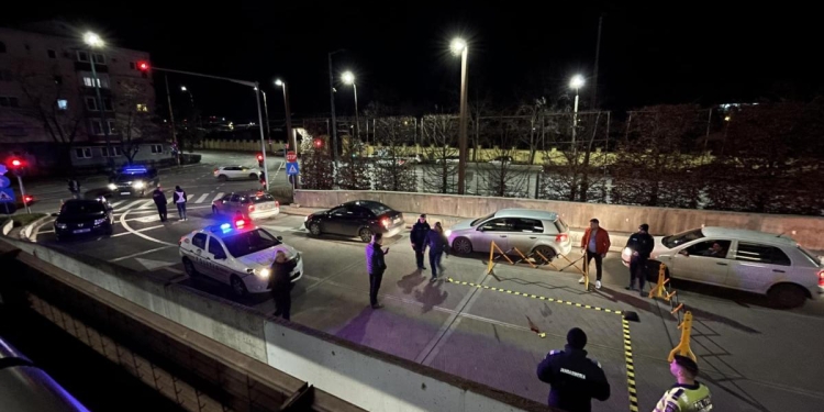 VIDEO Un adolescent s-a prăbușit de la etajul 5 al unul mall din Timișoara. Este internat în stare gravă