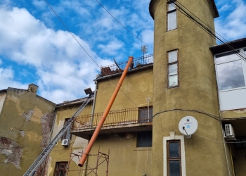 O clădire a Spitalului CFR Timișoara, veche de 100 de ani, în reparații