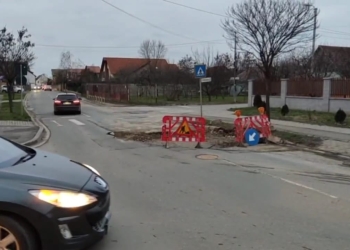 VIDEO Când „siguranța rutieră” este doar limbaj de lemn…Primăria Timișoara, „dovedită” de o groapă