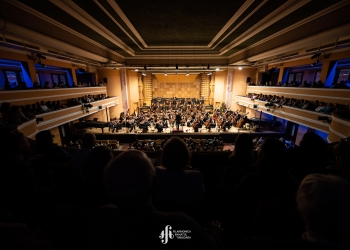 Biletele la concertele organizate la Filarmonica Banatului pot fi cumpărate din librărie sau hypermarket