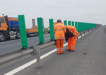 Balize antiorbire montate pe autostrada A1, în județul Timiș