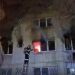 VIDEO Două persoane au ajuns la spital, un bloc a fost evacuat, în Buziaș! Un apartament a luat foc