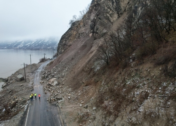 Operațiune spectaculoasă în vestul țării! Roci detonate pe Clisură