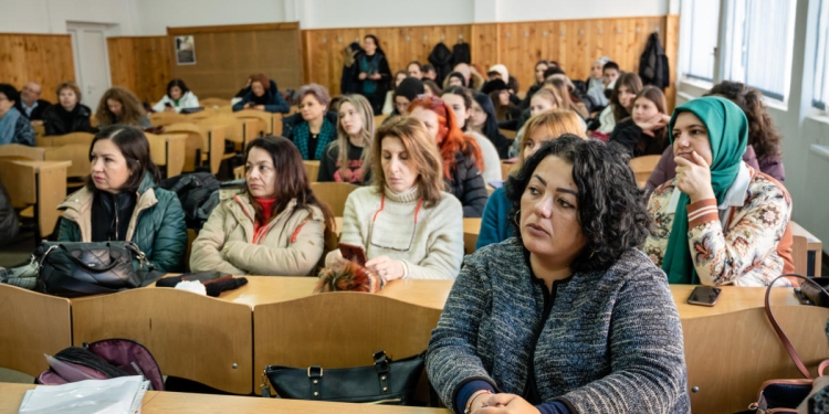 Universitatea „Aurel Vlaicu” din Arad, implicată într-un proiect pentru reciclarea deșeurilor textile