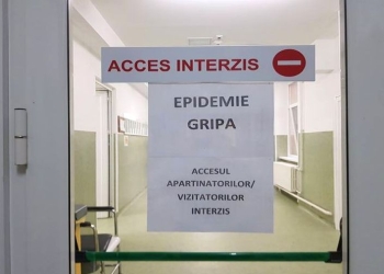 Bebeluși gemeni, de doar o lună, internați cu gripă la Timișoara
