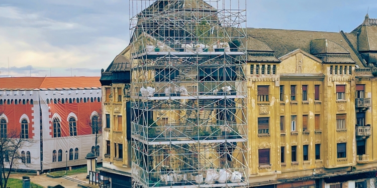 Uriașa pepinieră din Piața Victoriei, aproape finalizată FOTO