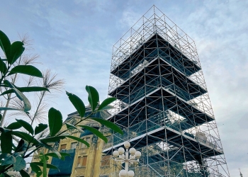 Uriașa pepinieră din Piața Victoriei, aproape finalizată FOTO