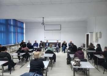 Aproape 1.000 de elevi, părinți și profesori din Timiș, informați despre prevenirea violenței