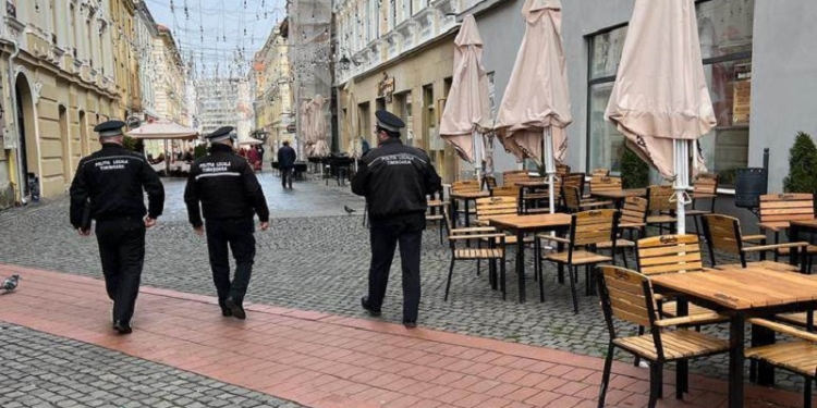 Vremea bună a făcut să „răsară” și terasele în centrul Timișoarei. Polițiștii locali au aplicat amenzi