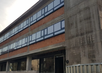 Extinderea școlii Gen.30 din Timișoara se apropie de final! Au fost ridicate clădirile