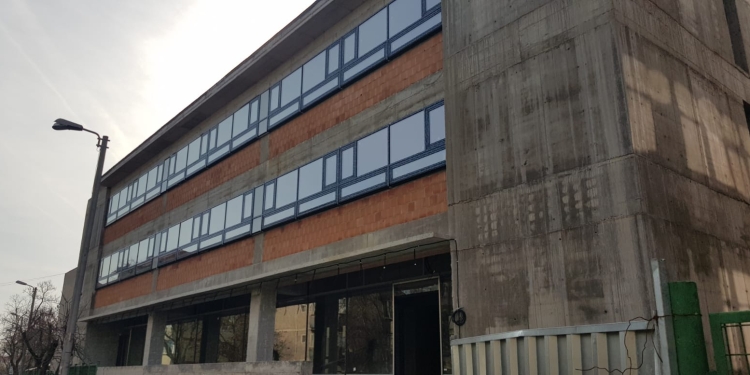 Extinderea școlii Gen.30 din Timișoara se apropie de final! Au fost ridicate clădirile