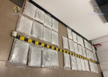 VIDEO Prins în flagrant în timp ce primea droguri din Spania, la Timișoara