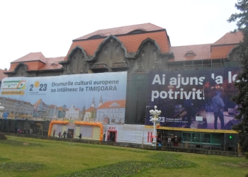 Reclamele din centrul Timișoarei, amplasate ilegal. Polițiștii locali au dat amenzi