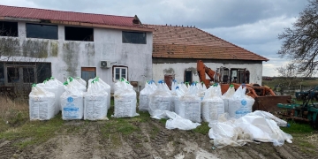 Aproape 70.000 de kilograme de îngrășământ de azot, confiscate de polițiștii din Timiș