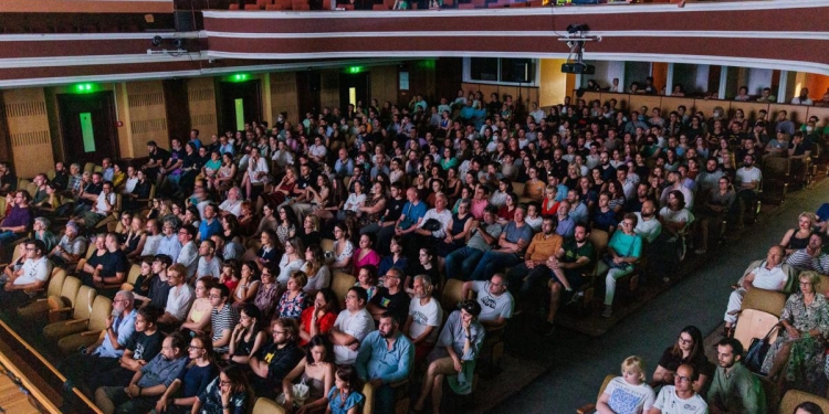 Ceau, bani de la CJ Timiș pentru festivalul „Ceau Cinema”