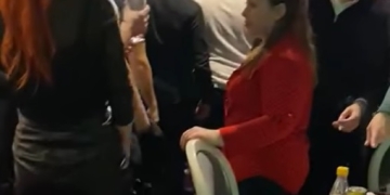 VIDEO Tineretul PNL-ist a chemat poliția peste tineretul PSD-ist! Chef cu manele și lăutari dat de social-democrați