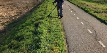 FOTO Curățenie pe pista de biciclete de pe malul Begăi, până-n Serbia