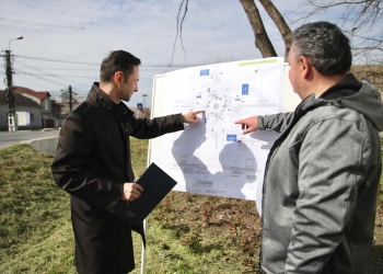 În timp ce unii fac spitale, alții fac sensuri giratorii la Dudeștii Noi