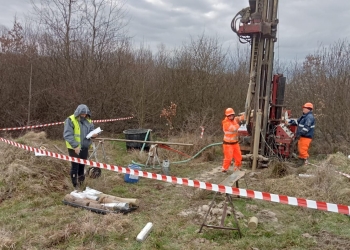 Investigații geotehnice în zona pe care va fi realizată secțiunea cu tuneluri pentru urși din autostrada A1