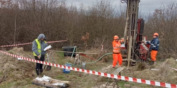 Investigații geotehnice în zona pe care va fi realizată secțiunea cu tuneluri pentru urși din autostrada A1