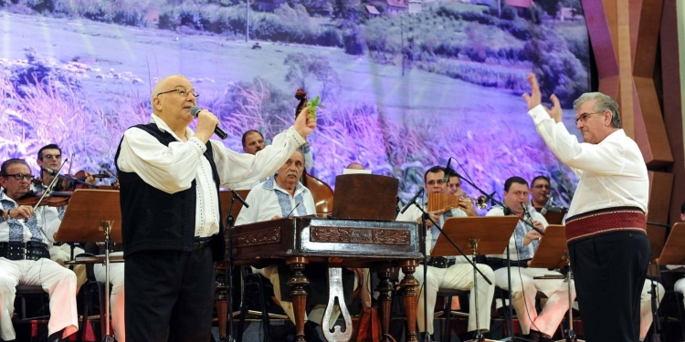 Carte de condoleanțe la catafalcul lui Tiberiu Ceia, la Ansamblul Banatul