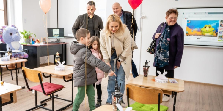 Ziua Porților Deschise la UAV Arad, la școala „Episcop Ioan Mețianu”