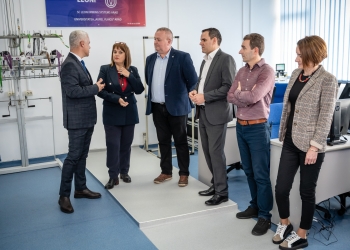 Companiile investesc în laboratoare, la Universitatea „Aurel Vlaicu” din Arad