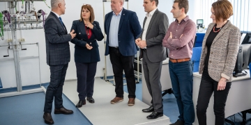 Companiile investesc în laboratoare, la Universitatea „Aurel Vlaicu” din Arad