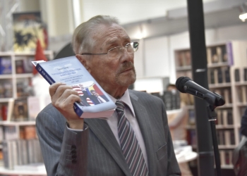 Fostul președinte Emil Constantinescu vine la Timișoara pentru a lansa o carte