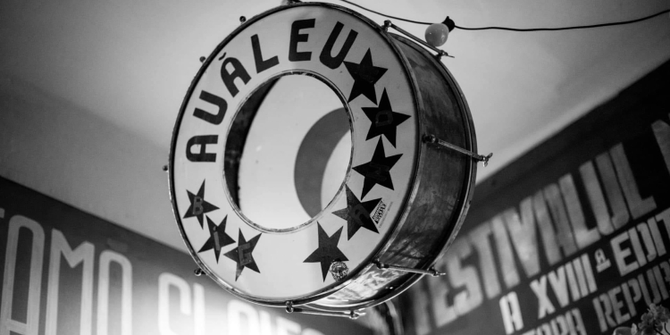 Și maeștrii mai plâng, câteodată! Popa’s pierde procesul cu „Auăleu” și „Scârț Loc Lejer”