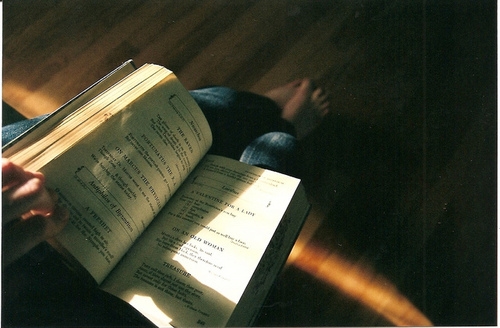 Trei scriitori importanți le citesc deținuților de la Penitenciarul Timișoara