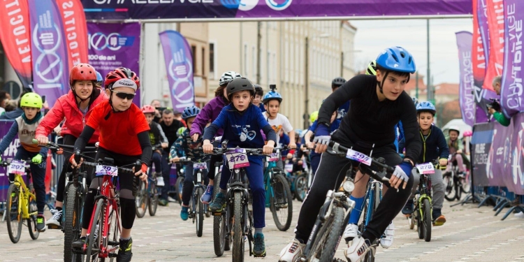 Bicicletele ocupă centrul Timișoarei, pentru o zi! Are loc „Poli Bike Challenge”