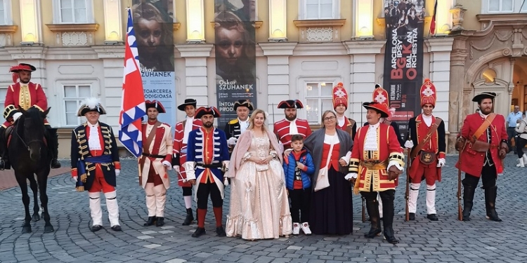 Schimbul de gardă, reluat în centrul Timișoarei. Se vor executa și salve de tun