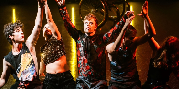 Workshop gratuit de dans contemporan, la Timișoara