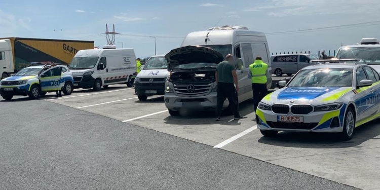 VIDEO „Cascadă” de amenzi pe A1, Deva-Nădlac! Zeci de șoferi sancționați în câteva ore