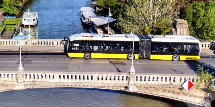 Timișoara are patru autobuze electrice noi, pe traseu