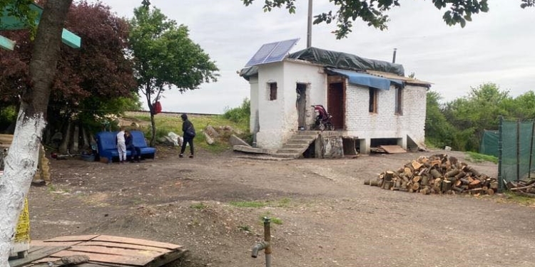 Două familii din Timișoara, la un pas de a fi evacuate dintr-o casă improvizată