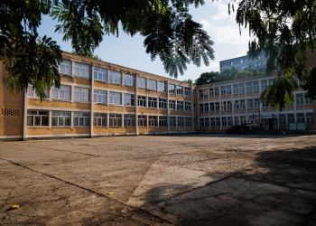 Două licee din Timișoara se transformă în școli verzi, inteligente