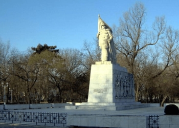 Statuile, marea problemă a Timișoarei! Prefectul cere relocarea unui monument