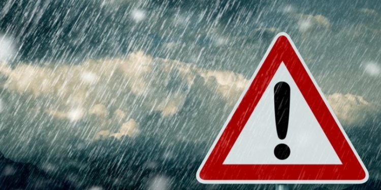Banatul, sub cod portocaliu de ploi torențiale și grindină