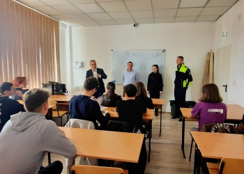 Campanie de prevenire și combatere a violenței în școli, la liceul din Giroc