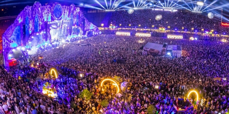 Timișorenii care donează sânge intră gratuit la UNTOLD sau Neversea