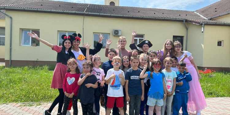 Sânandrei: 1 iunie, ca la carte