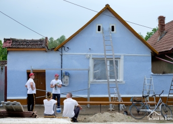 Color the Village, un succes! Satul Valeapai a prins culoare cu sprijinul a 400 de voluntari FOTO