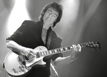 Celebrul chitarist Steve Hackett susține un concert la Timișoara